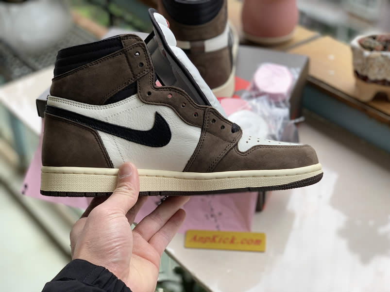 Travis Scott Air Jordan 1 Brown Cactus Jack For Sale Price Anpkick Release Date Cd4487 100 (3) - newkick.vip