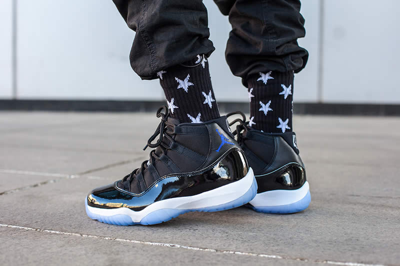 air jordan 11 retro space jam on feet black 378037-003