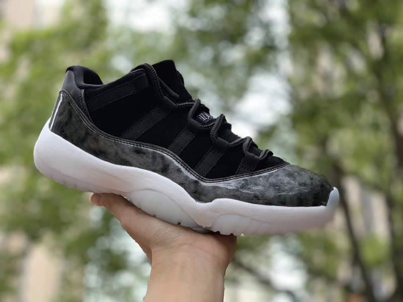 air jordan 11 low barons black on feet grade school for sale 528895-010 pics