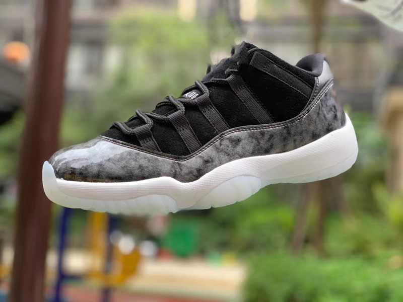 air jordan 11 low barons black on feet grade school for sale 528895-010 pics