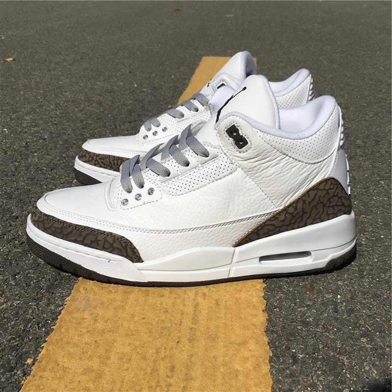 air jordan 3 mocha 2018 white chrome dark brown 136064 122 detail images (7)