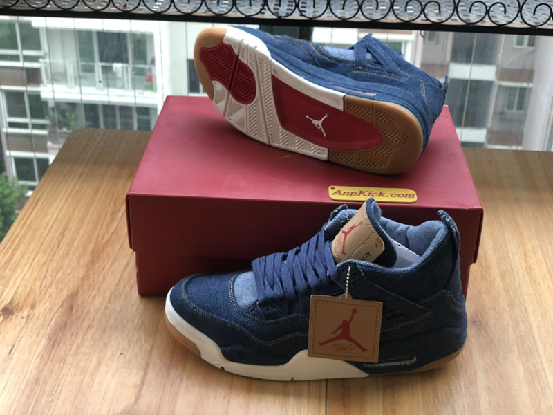 Levi's x Air Jordan 4 'Blue Denim' For Sale Bottom Image