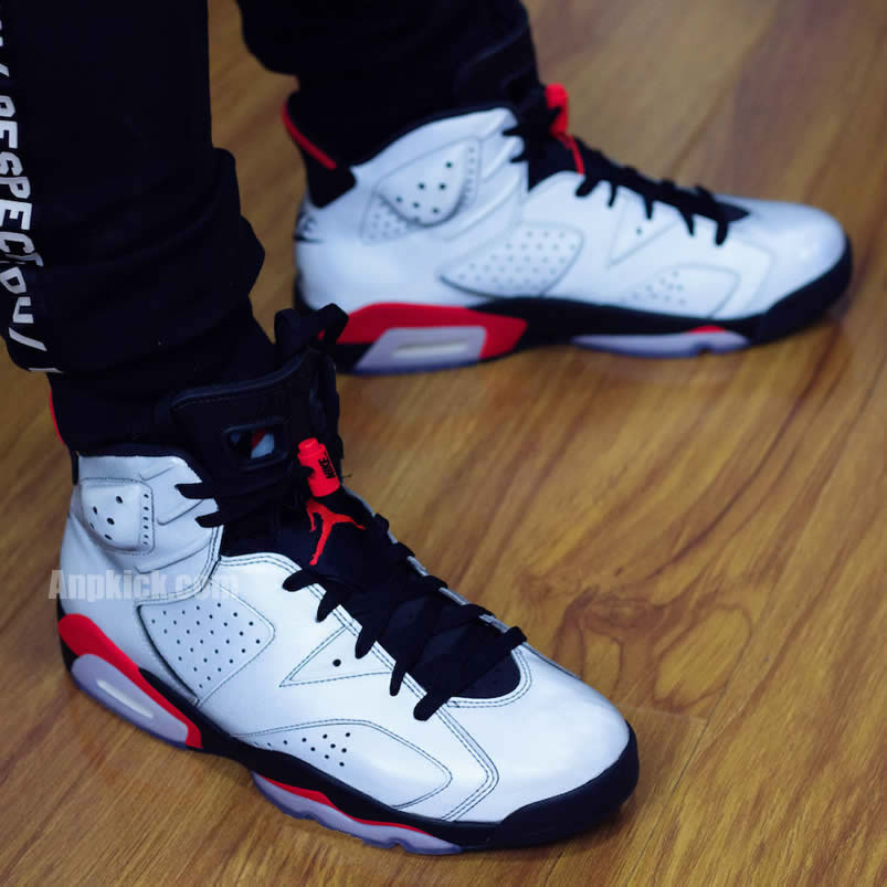 Air Jordan 6 Jsp 3m Reflective Silver Bugs Bunny Infrared Ci4072 001 On Feet (1) - newkick.vip