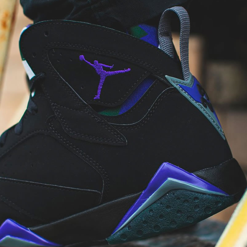 Air Jordan Retro 7 Ray Allen On Foot Pe Black And Purple 304775 053 (4) - newkick.vip