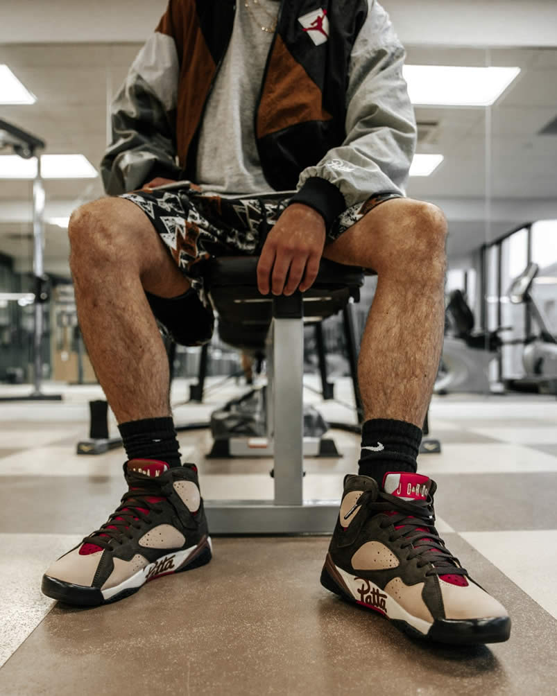 Patta Air Jordan 7 Og Sp Mahogany On Feet Price Release Date At3375 200 (3) - newkick.vip