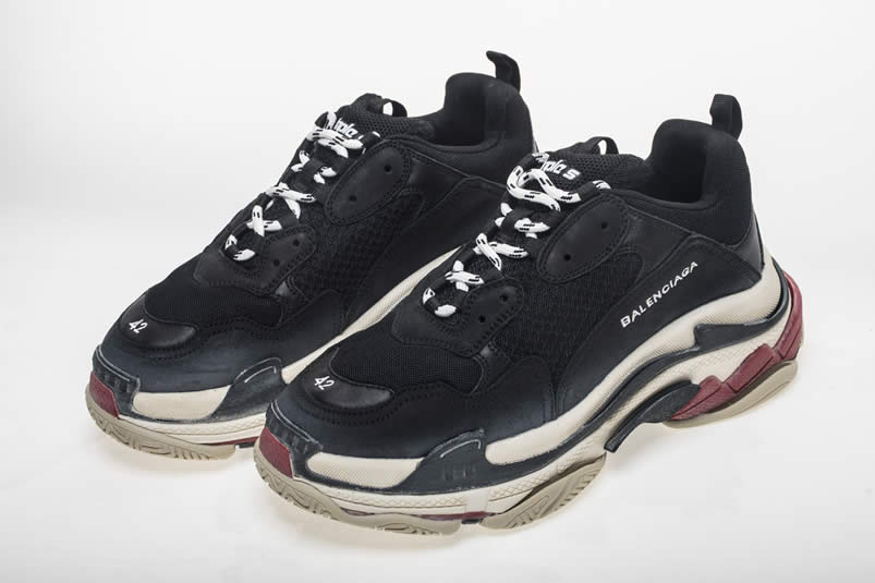 Balenciaga Triple S Sneakers Black Red Shoes 483513w06e1 1000 (7) - newkick.vip