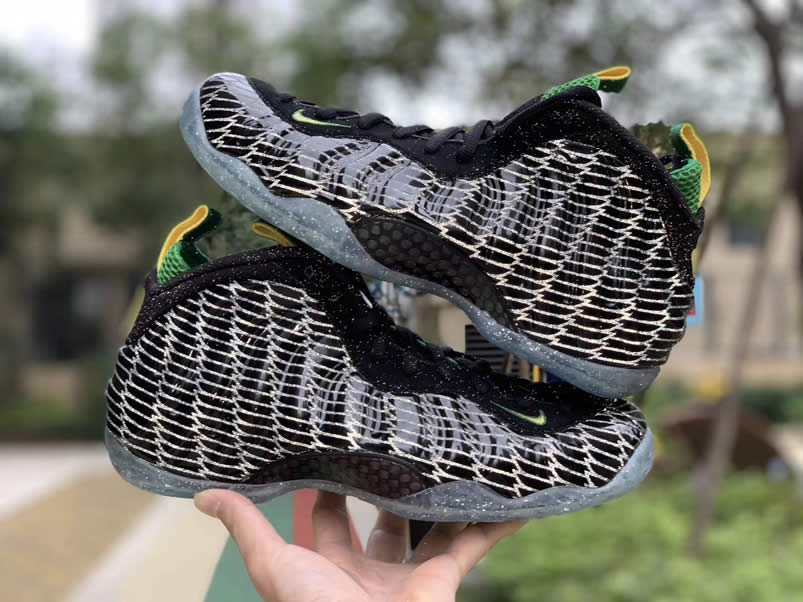 Nike Air Foamposite One Prm Uo Qs Image Oregon Ducks For Sale 652110 00 (7) - newkick.vip