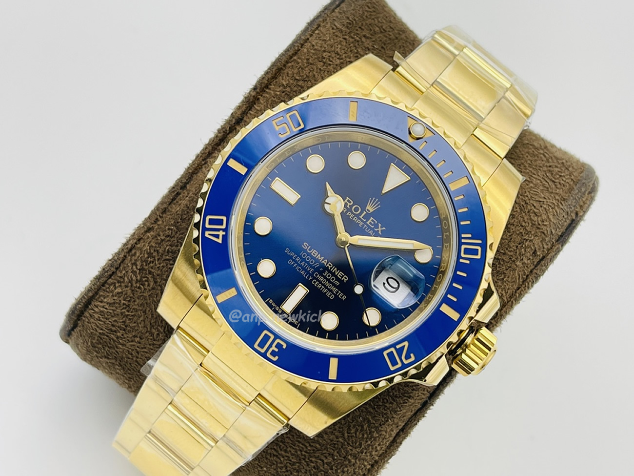 Rolex Submariner Royal Blue Hulk Black 126618lb (38) - newkick.vip