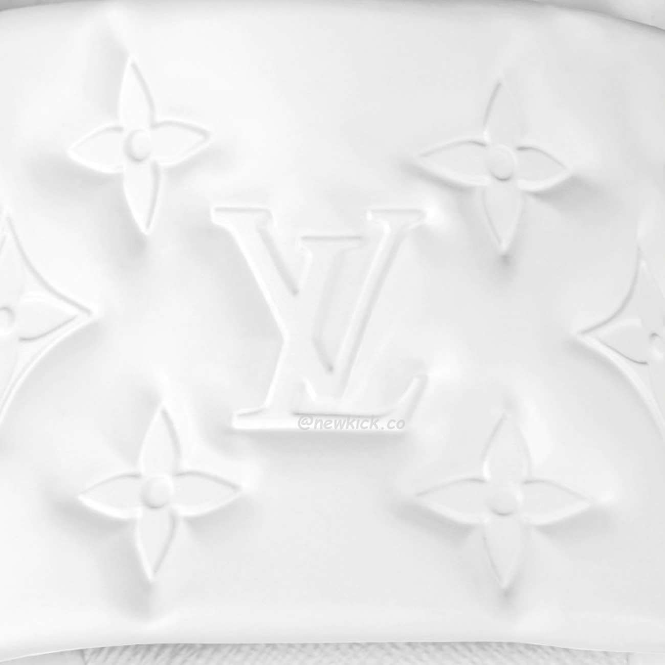 Louis Vuitton Waterfront White Blue 1a9zm5 (24) - newkick.vip