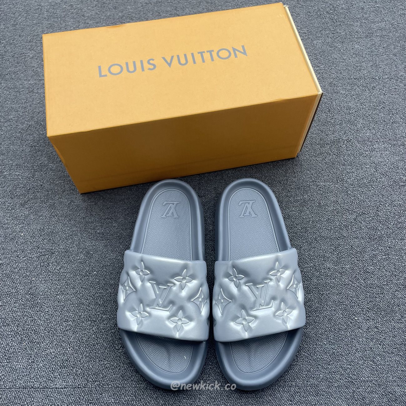 Louis Vuitton Waterfront White Blue 1a9zm5 (44) - newkick.vip