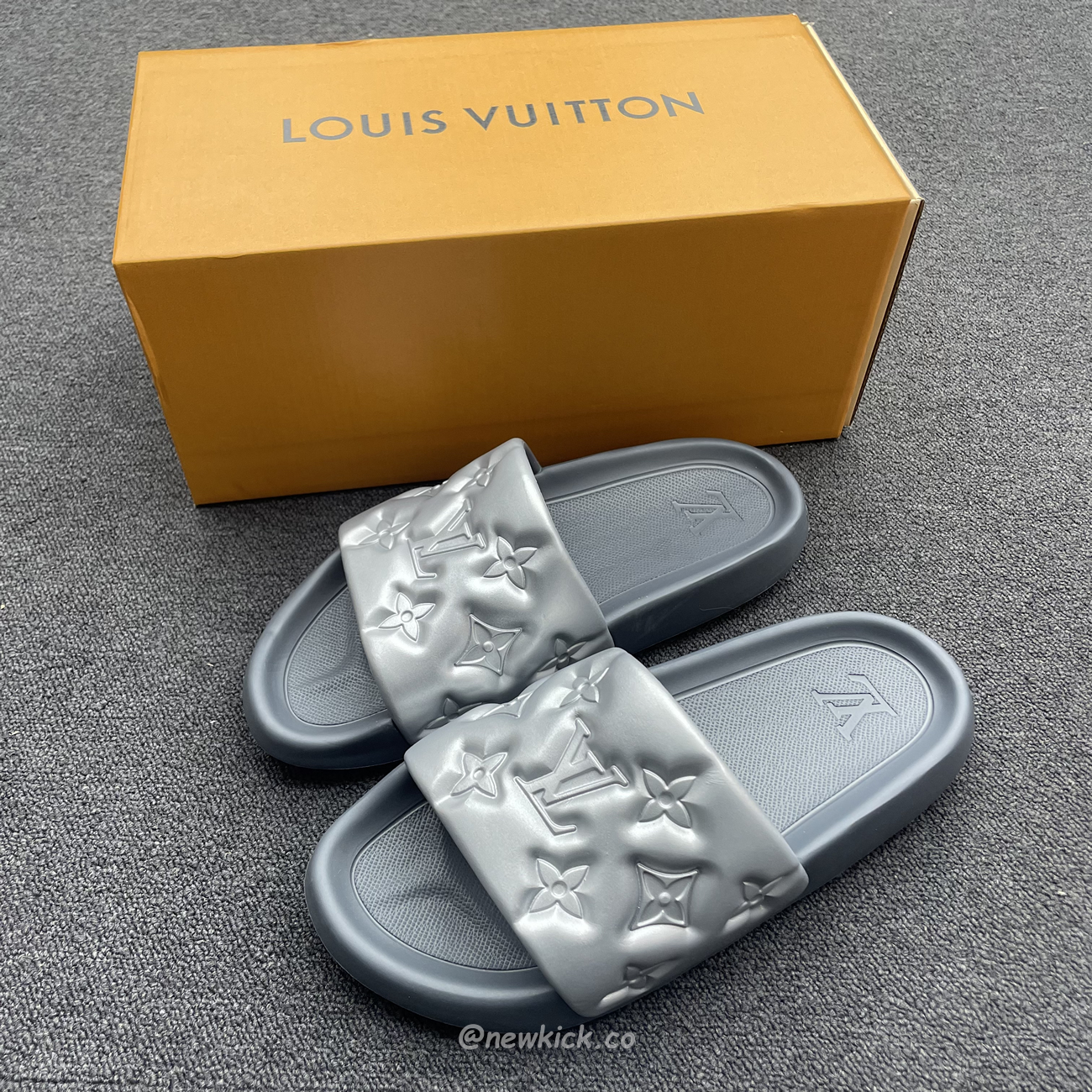 Louis Vuitton Waterfront White Blue 1a9zm5 (45) - newkick.vip