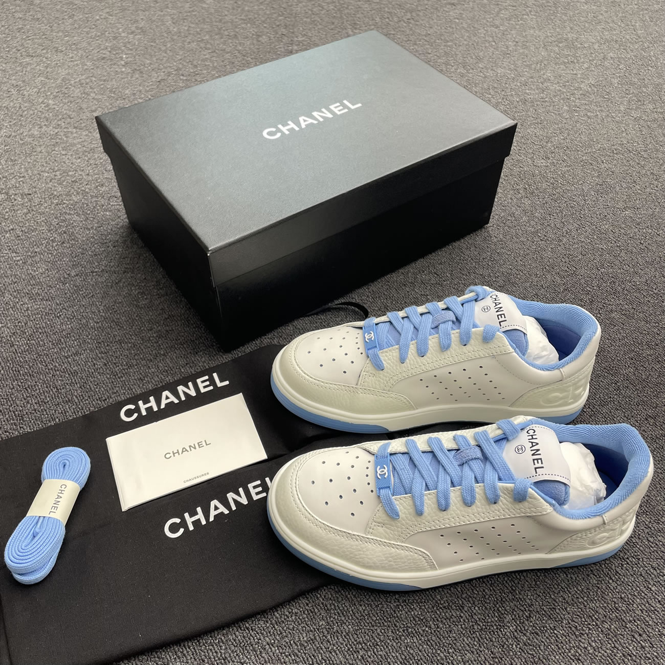 Chanel 22p Trainer White Black Burgundy Light Pink Blue (11) - newkick.vip