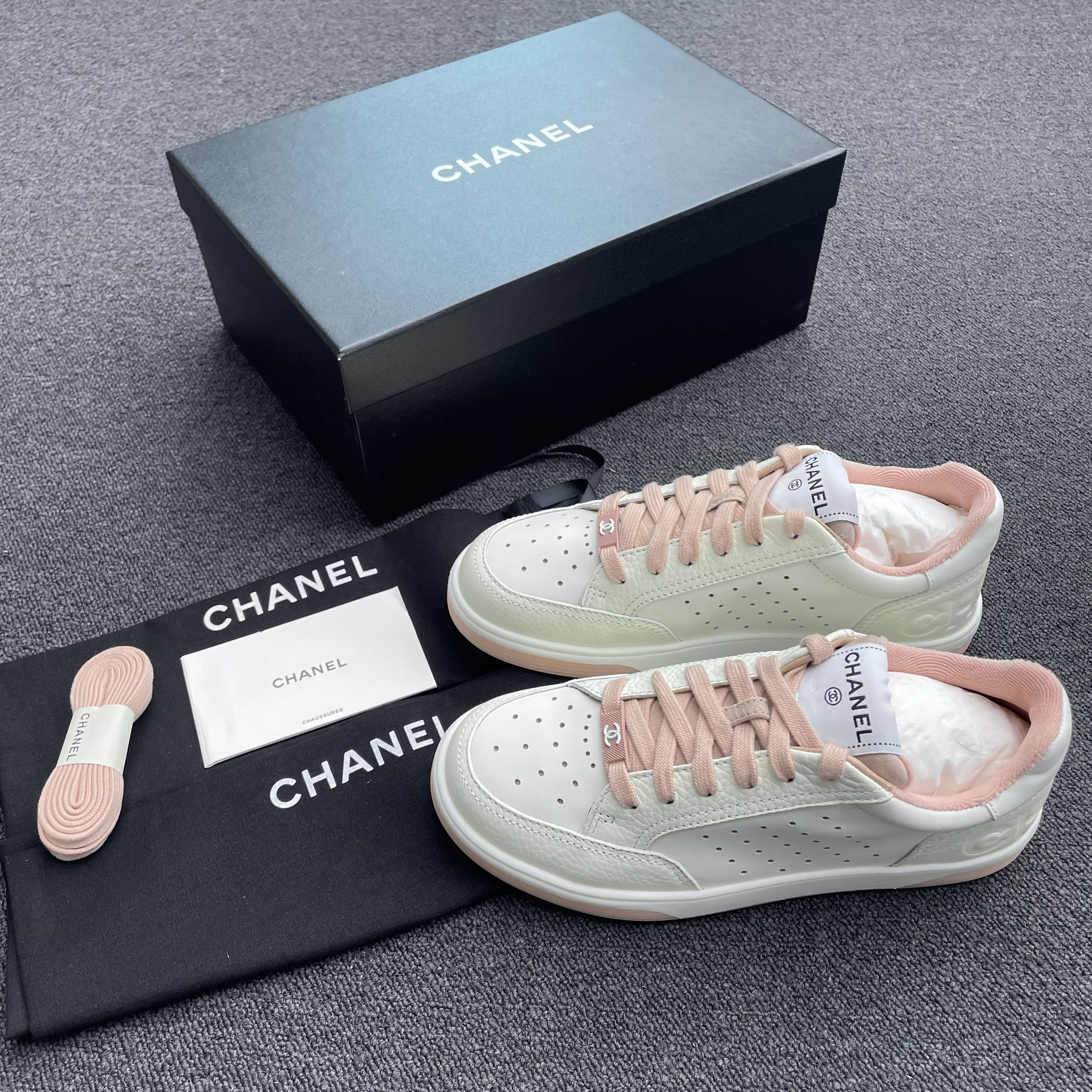 Chanel 22p Trainer White Black Burgundy Light Pink Blue (18) - newkick.vip