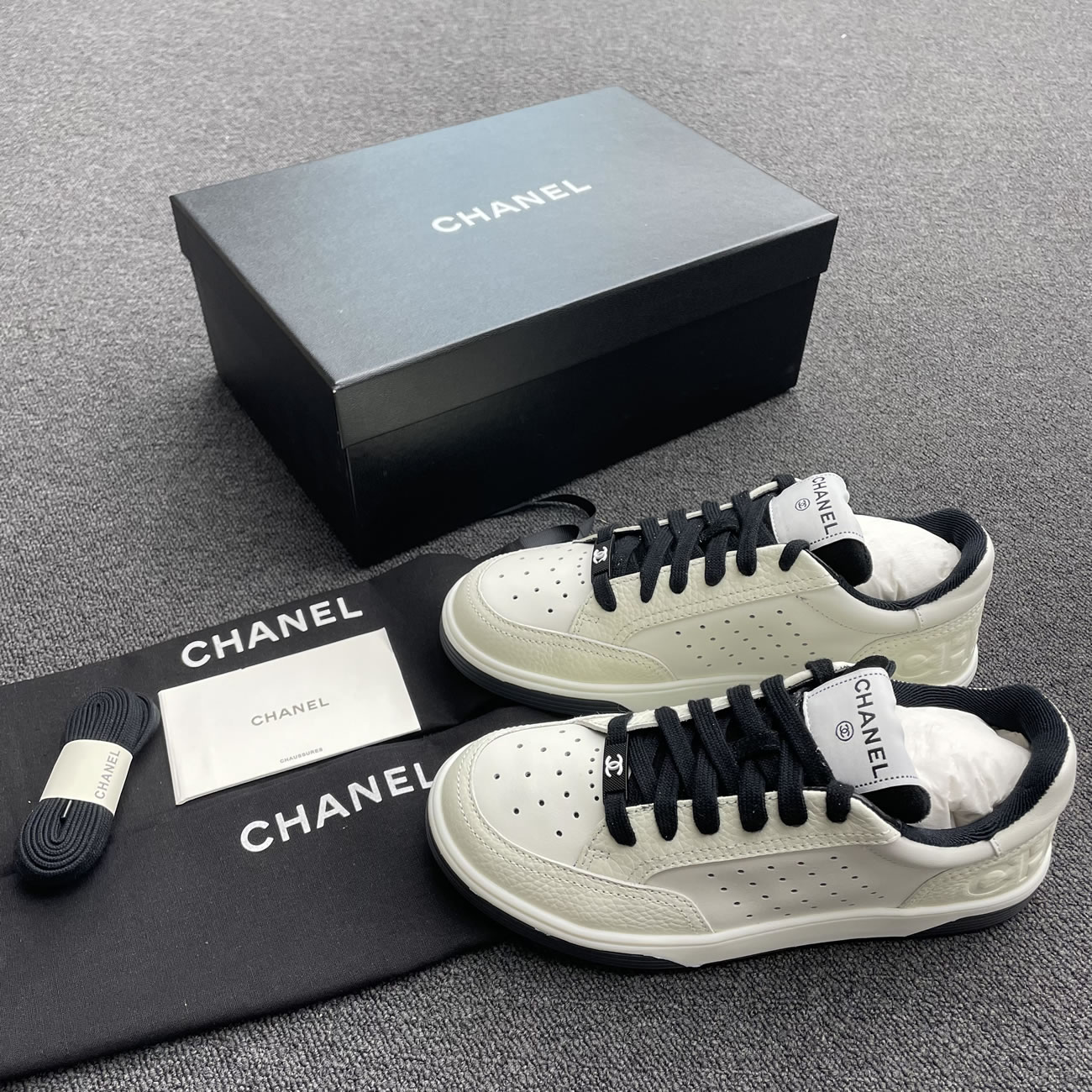 Chanel 22p Trainer White Black Burgundy Light Pink Blue (28) - newkick.vip