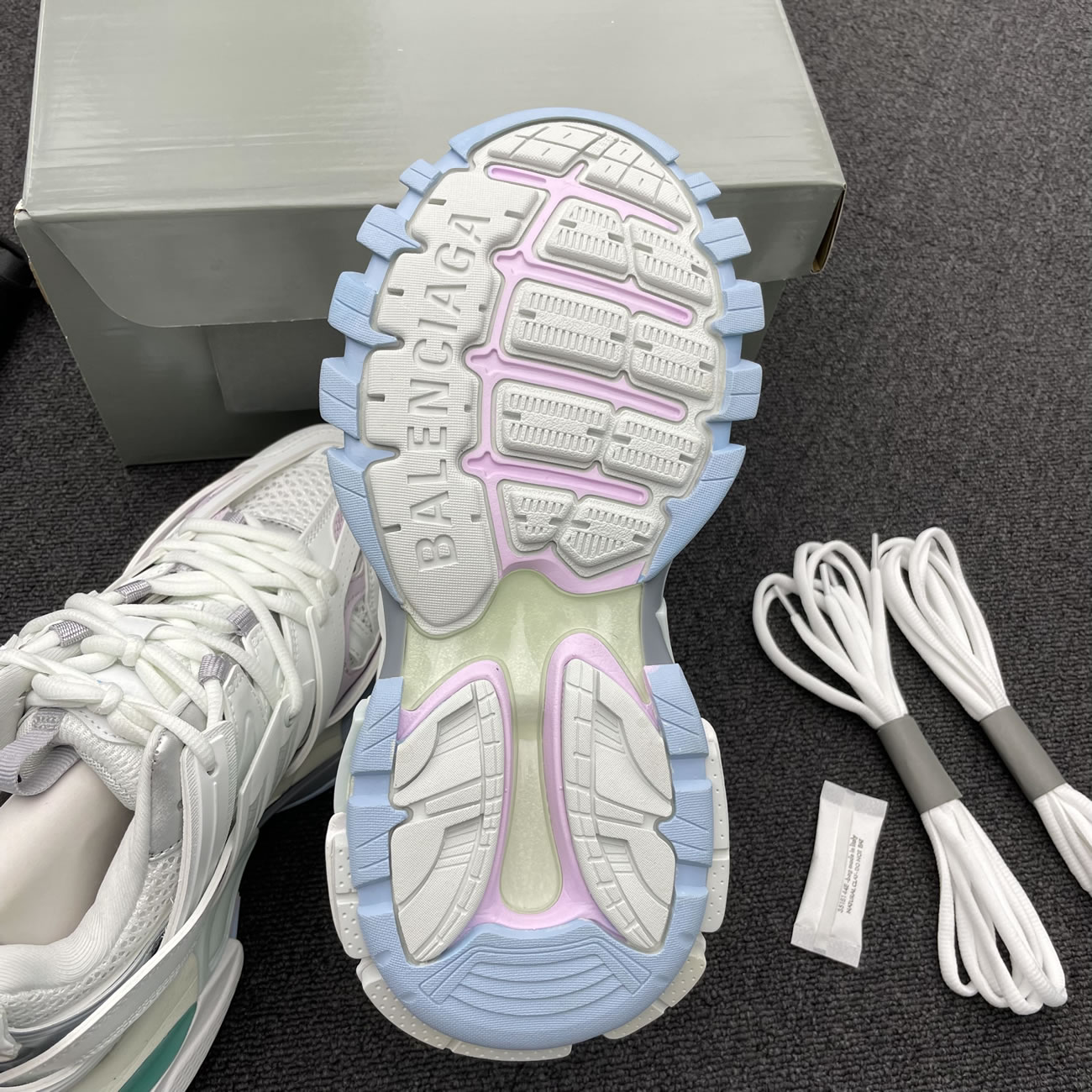 Balenciaga Track Pastel (w) 542436w3ac49045 (2) - newkick.vip