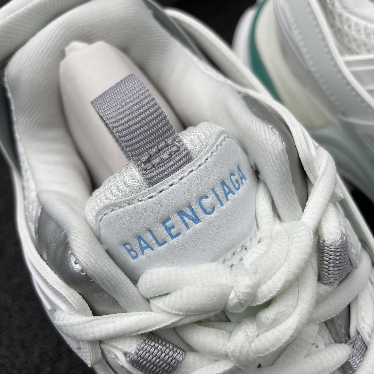 Balenciaga Track Pastel (w) 542436w3ac49045 (5) - newkick.vip