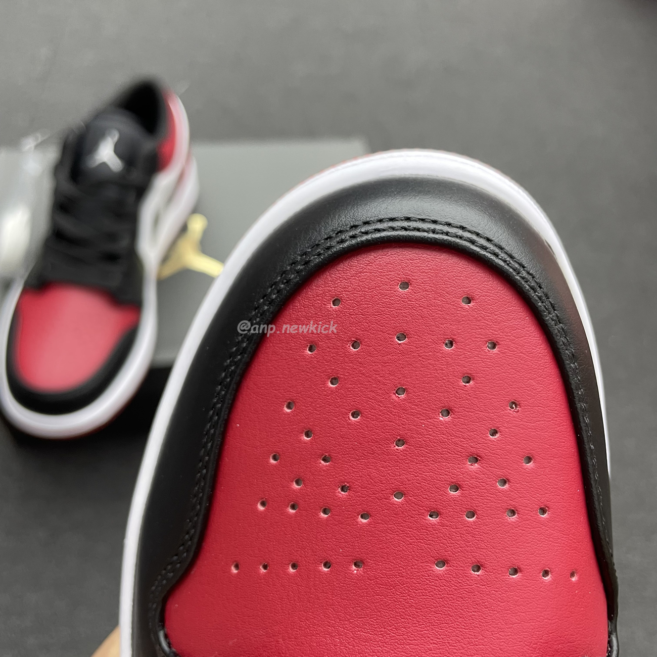 Air Jordan 1 Low Bred Toe 553558 612 (9) - newkick.vip