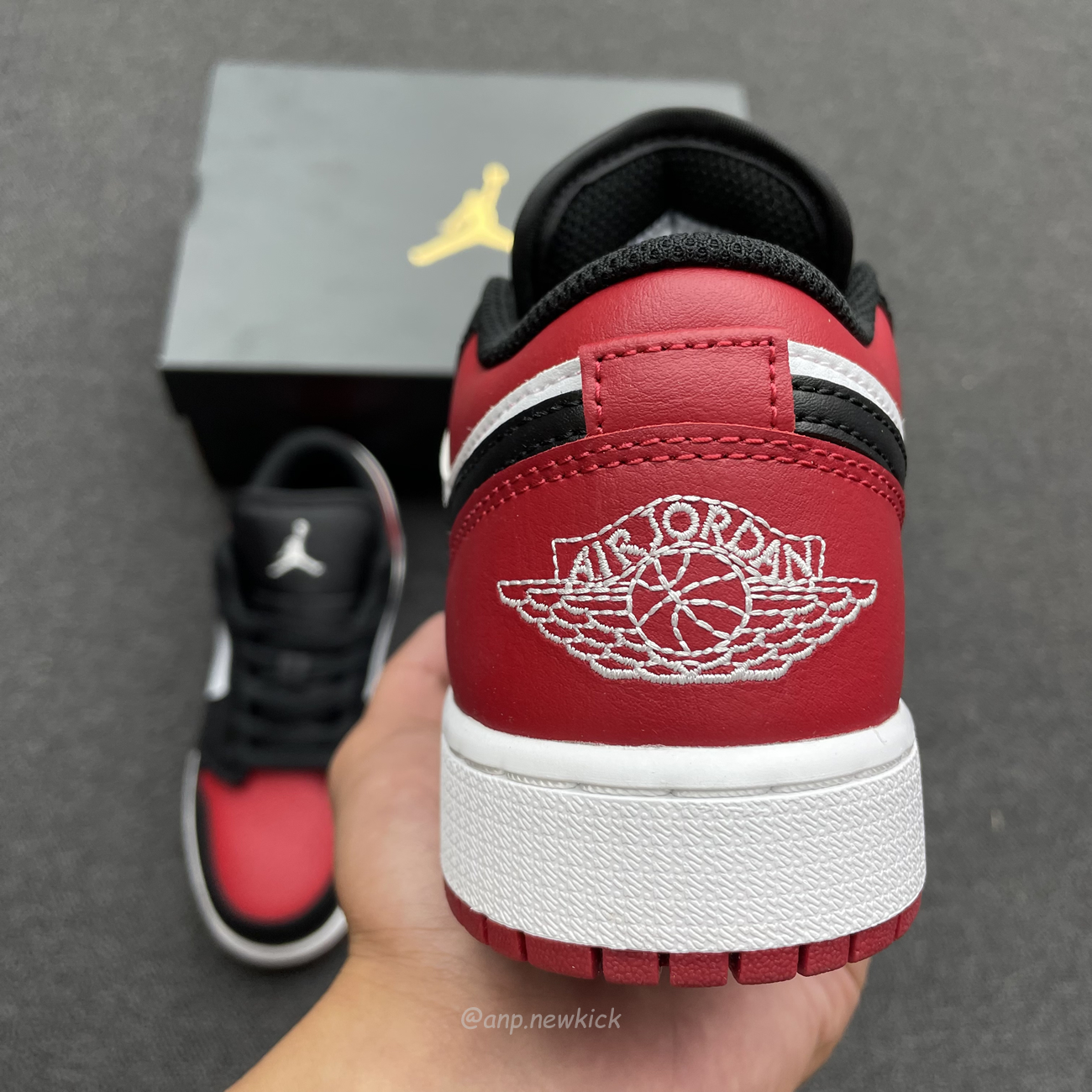 Air Jordan 1 Low Bred Toe Gs 553560 612 (10) - newkick.vip