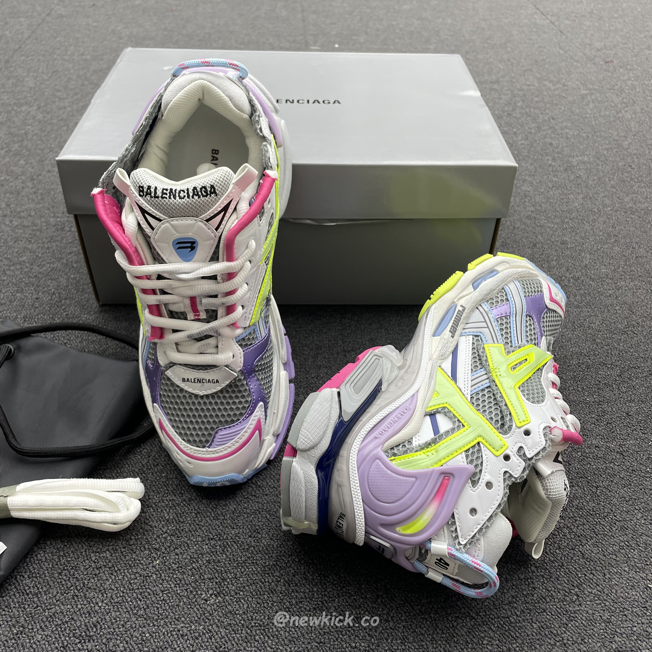 Balenciaga Runner Leather Free Grey Light Purple Neon Yellow White 677403w3rbp1745 (10) - newkick.vip