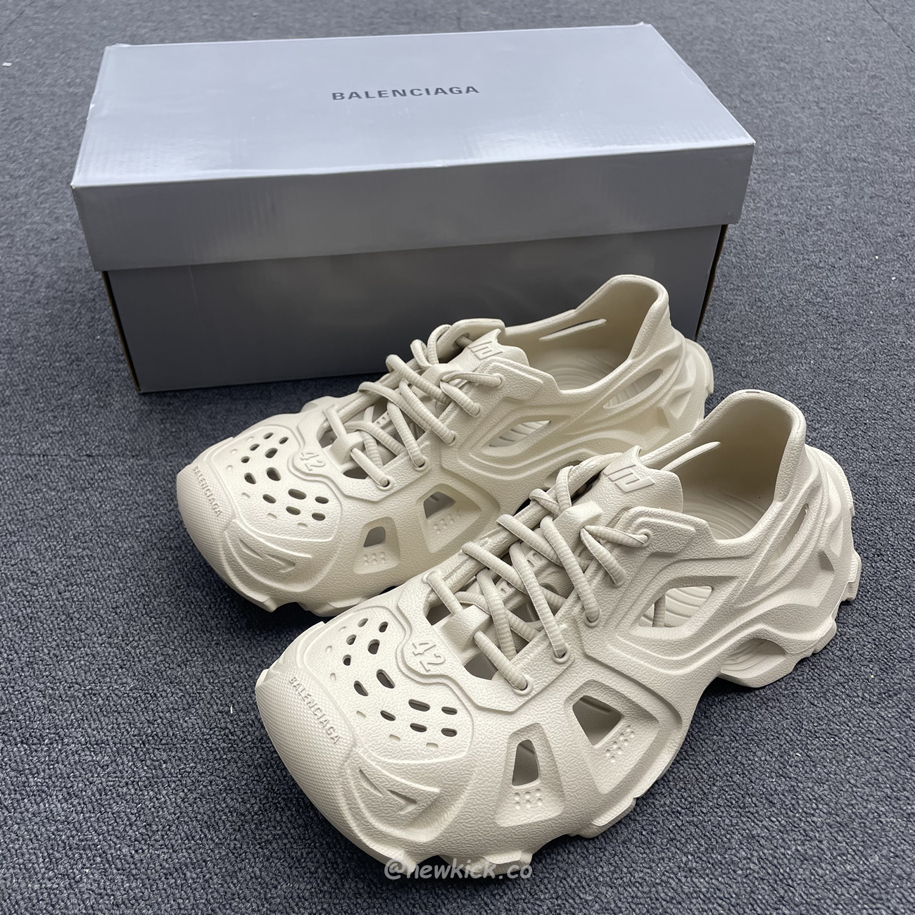 Balenciaga Hd Lace Up Black Beige (13) - newkick.vip