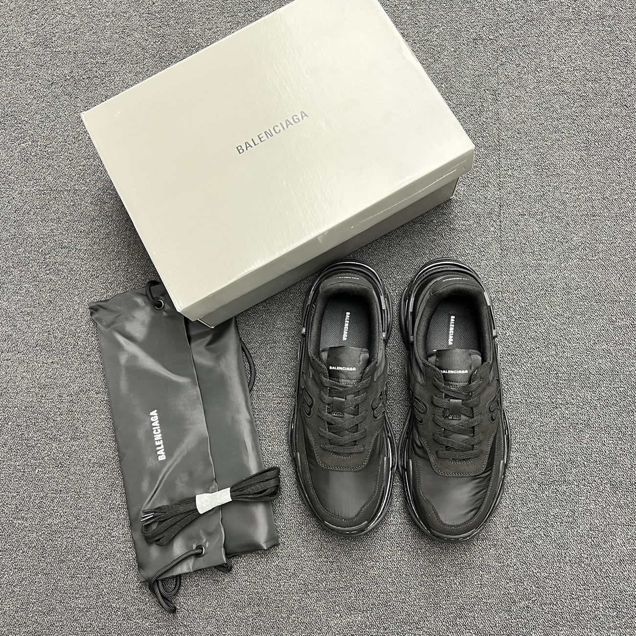 Balenciaga Triple S Nylon Black Bule 710157 W3cu1 1000 (14) - newkick.vip