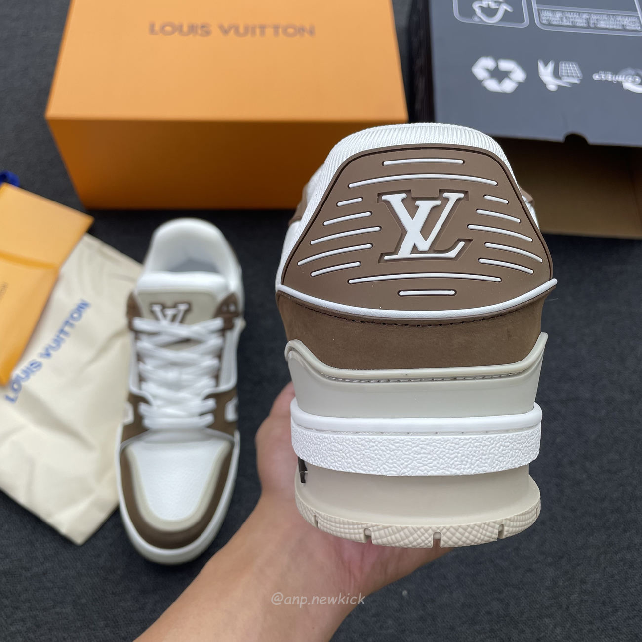 Louis Vuitton Lv Trainer White Brown Ag6u3amdbjn430 (6) - newkick.vip