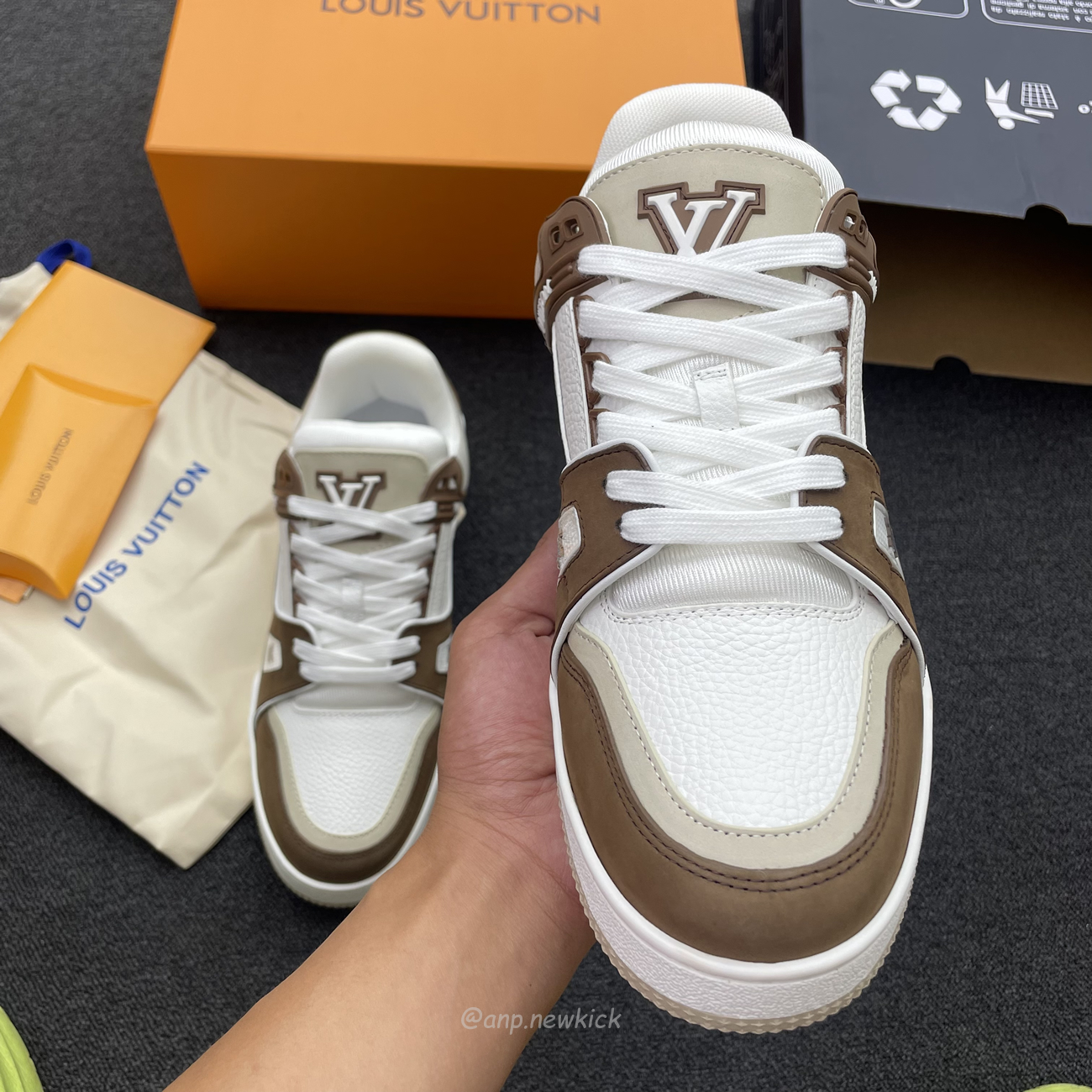 Louis Vuitton Lv Trainer White Brown Ag6u3amdbjn430 (8) - newkick.vip