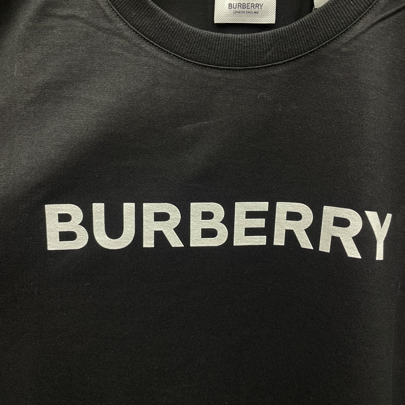 Burberry Logo Print Cotton Oversized T Shirt Black Blue White Aw22 (2) - newkick.vip