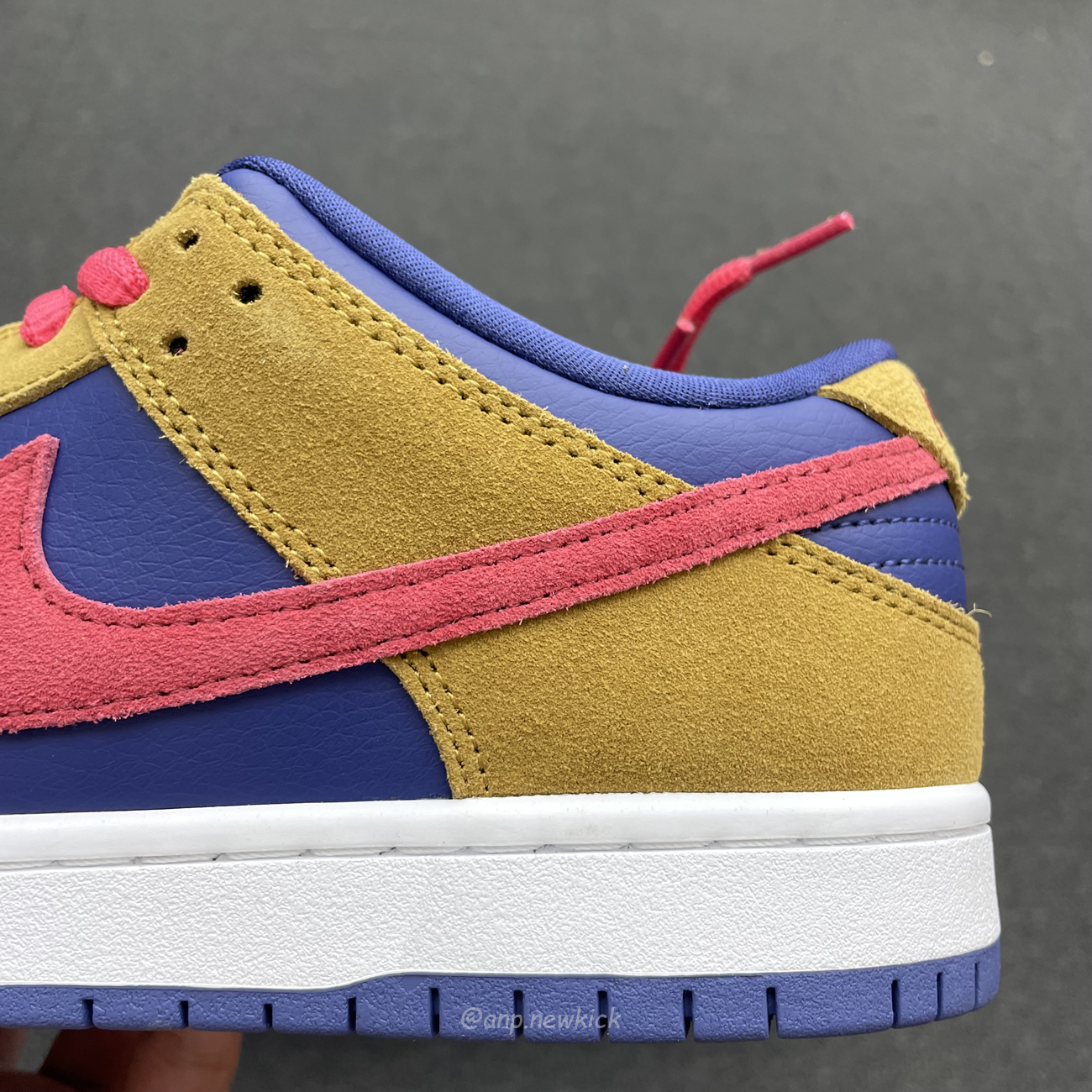 Nike Sb Dunk Low Reverse Papa Bear Bq6817 700 (5) - newkick.vip