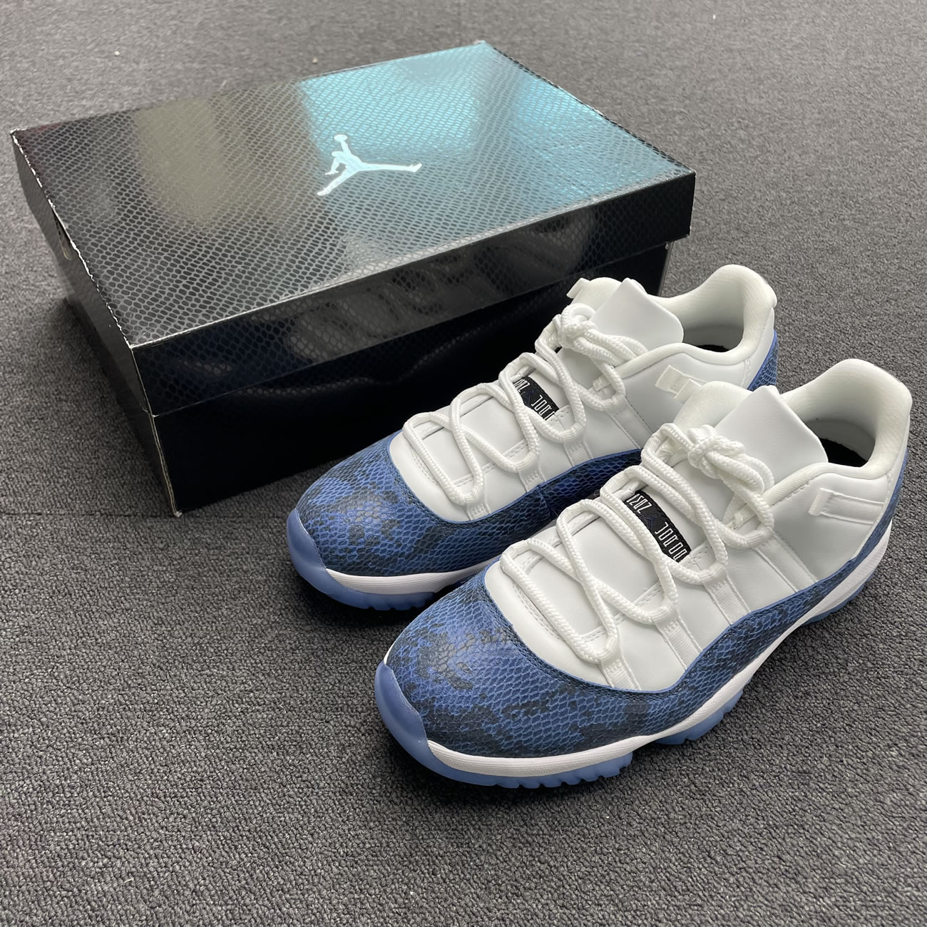 Air Jordan 11 Retro Low Snake Navy Cd6846 102 (7) - newkick.vip