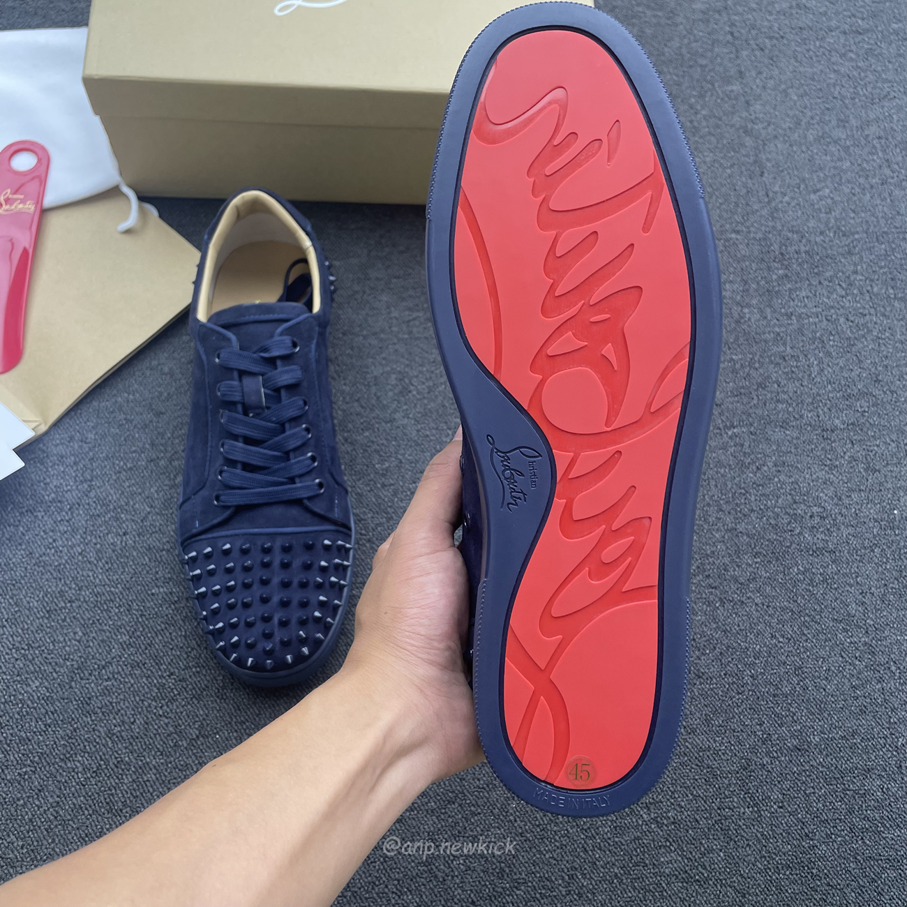 Christian Louboutin Rivet Shoe Blue Suede Calf (7) - newkick.vip