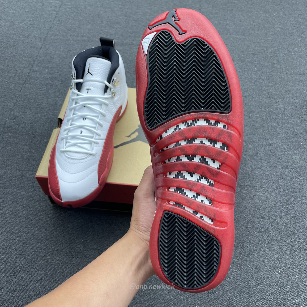 Air Jordan 12 Cherry Ct8013 116 (2) - newkick.vip