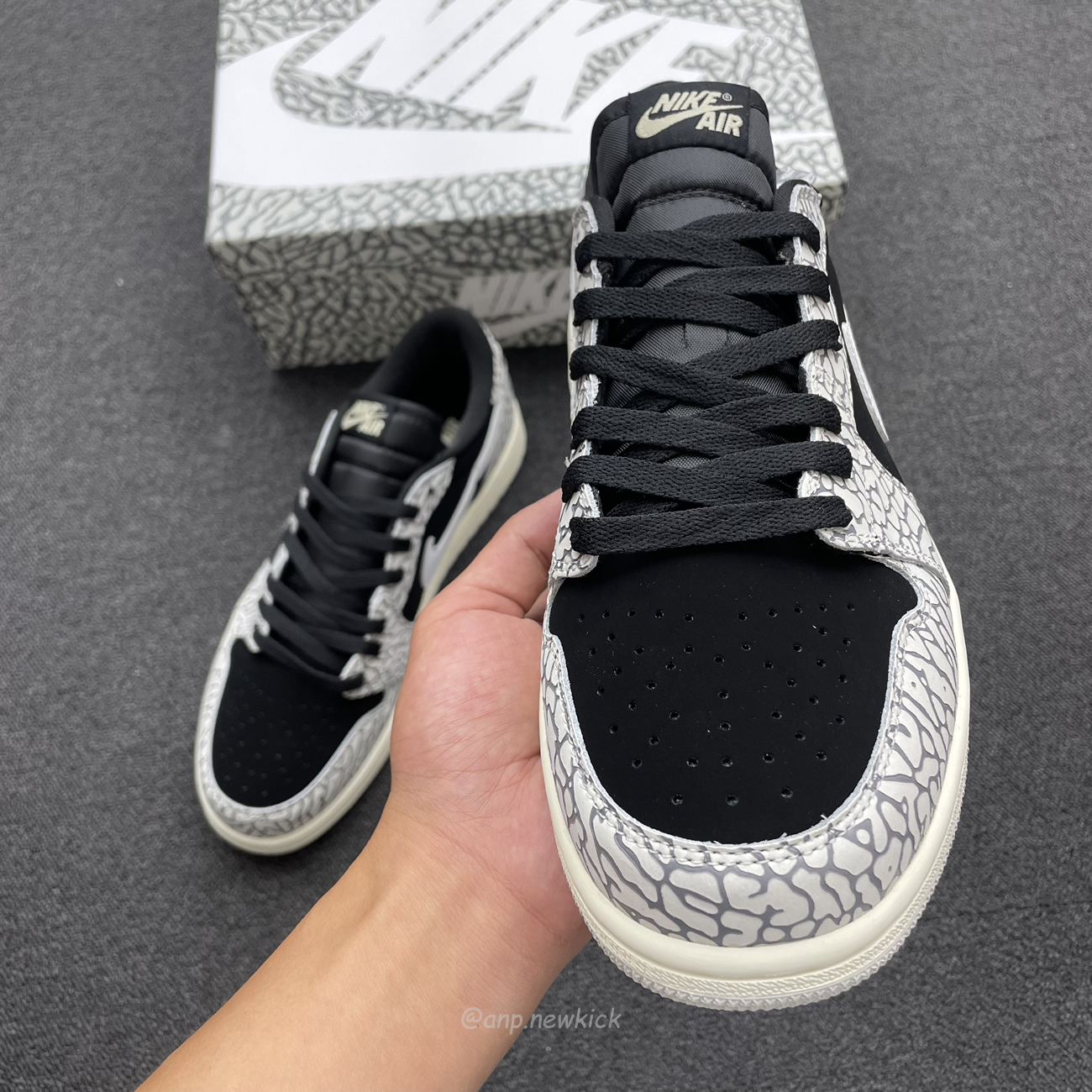 Air Jordan 1 Retro Low Og Black Cement Cz0790 001 (18) - newkick.vip