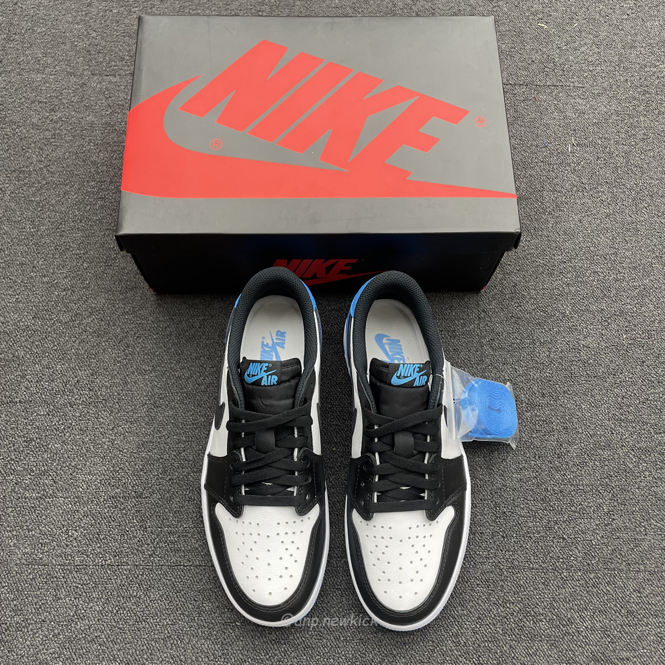 Air Jordan 1 Retro Low Og Black Dark Powder Blue Cz0790 104 (2) - newkick.vip