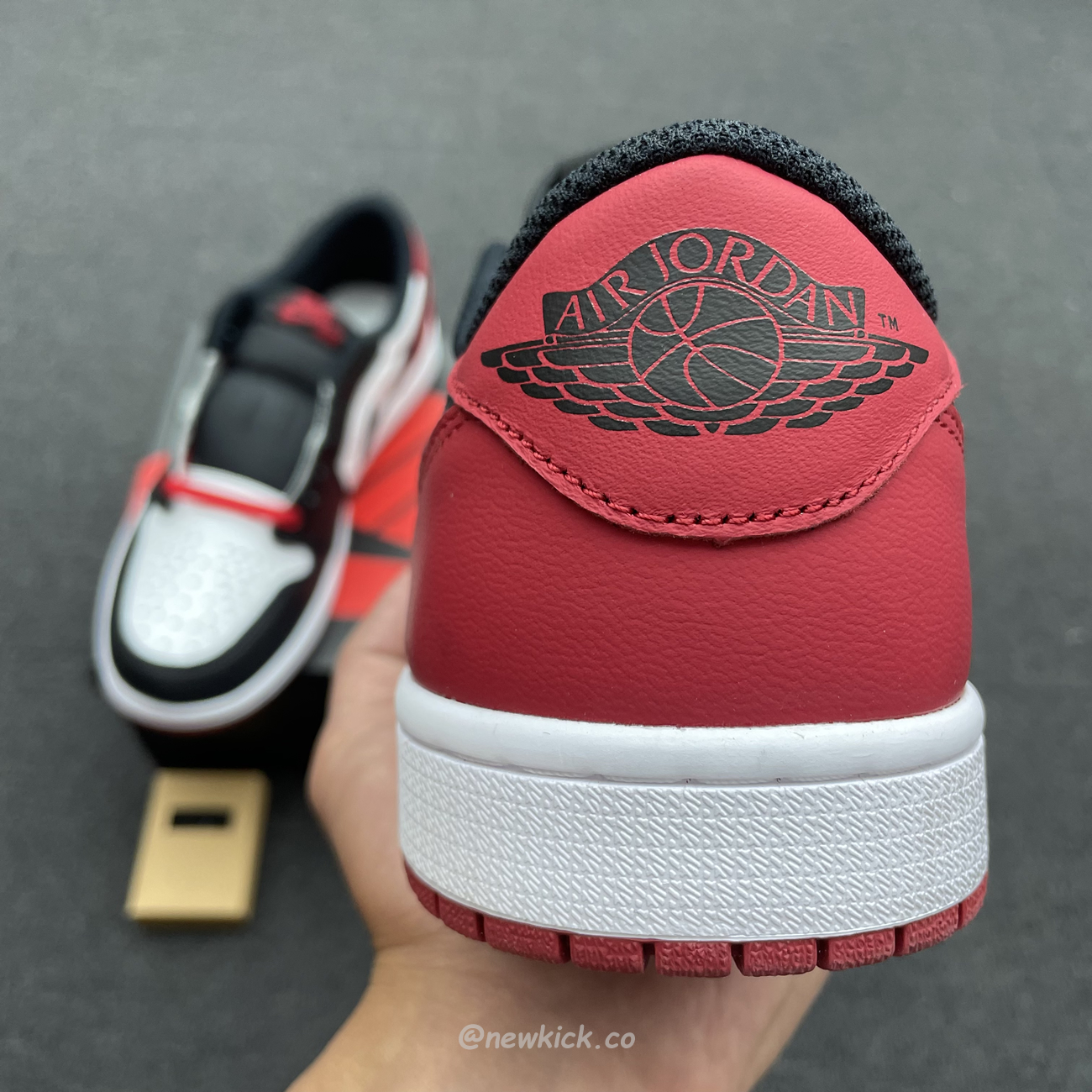 Air Jordan 1 Retro Low Og Black Toe Cz0790 106 (23) - newkick.vip