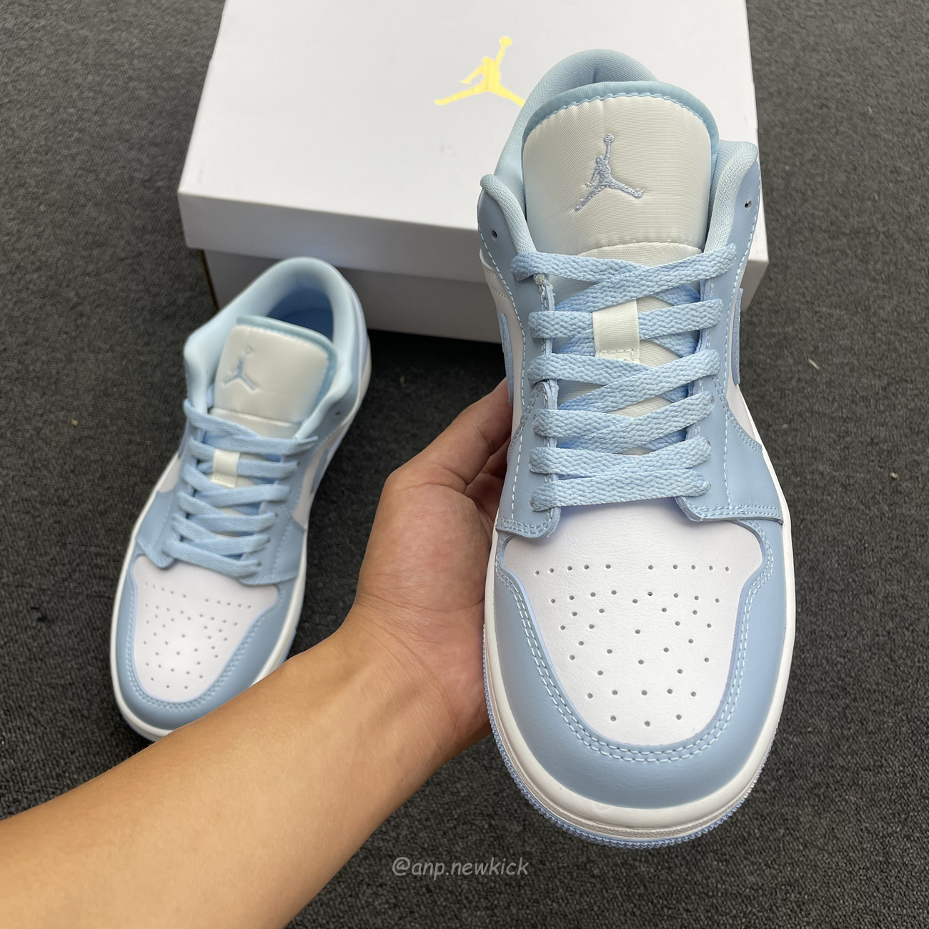 Air Jordan 1 Low White Ice Blue Dc0774 141 (11) - newkick.vip