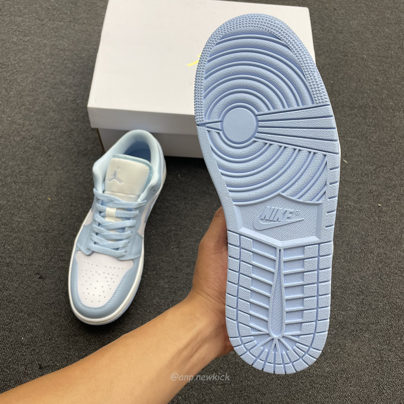 Air Jordan 1 Low White Ice Blue Dc0774 141 (8) - newkick.vip