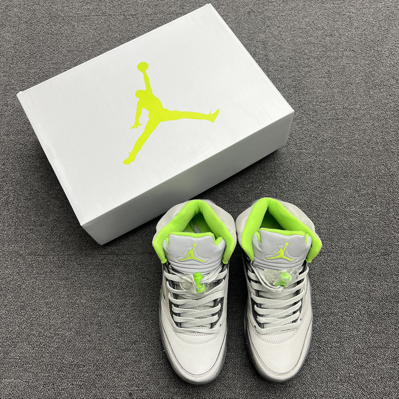 Air Jordan 5 Retro Green Bean 2022 Dm9014 003 (6) - newkick.vip