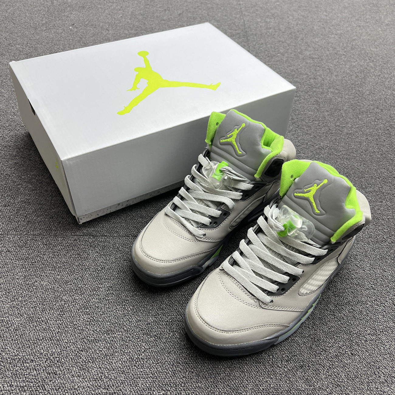 Air Jordan 5 Retro Green Bean 2022 Dm9014 003 (9) - newkick.vip