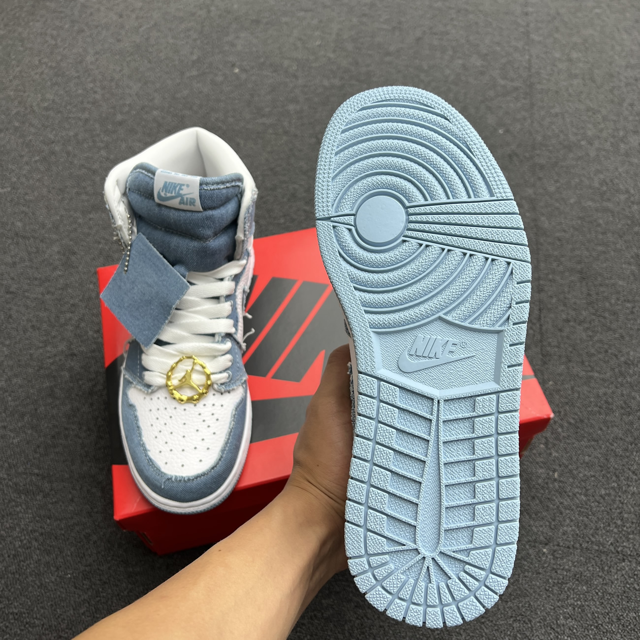 Air Jordan 1 High Og Denim W Dm9036 104 (2) - newkick.vip