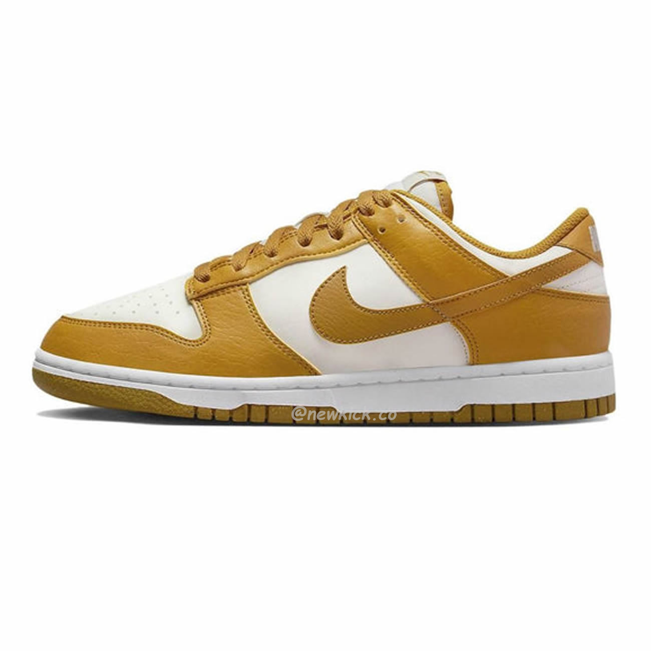 Nike Dunk Low Next Nature Phantom Gold Suede Dn1431 001 (1) - newkick.vip