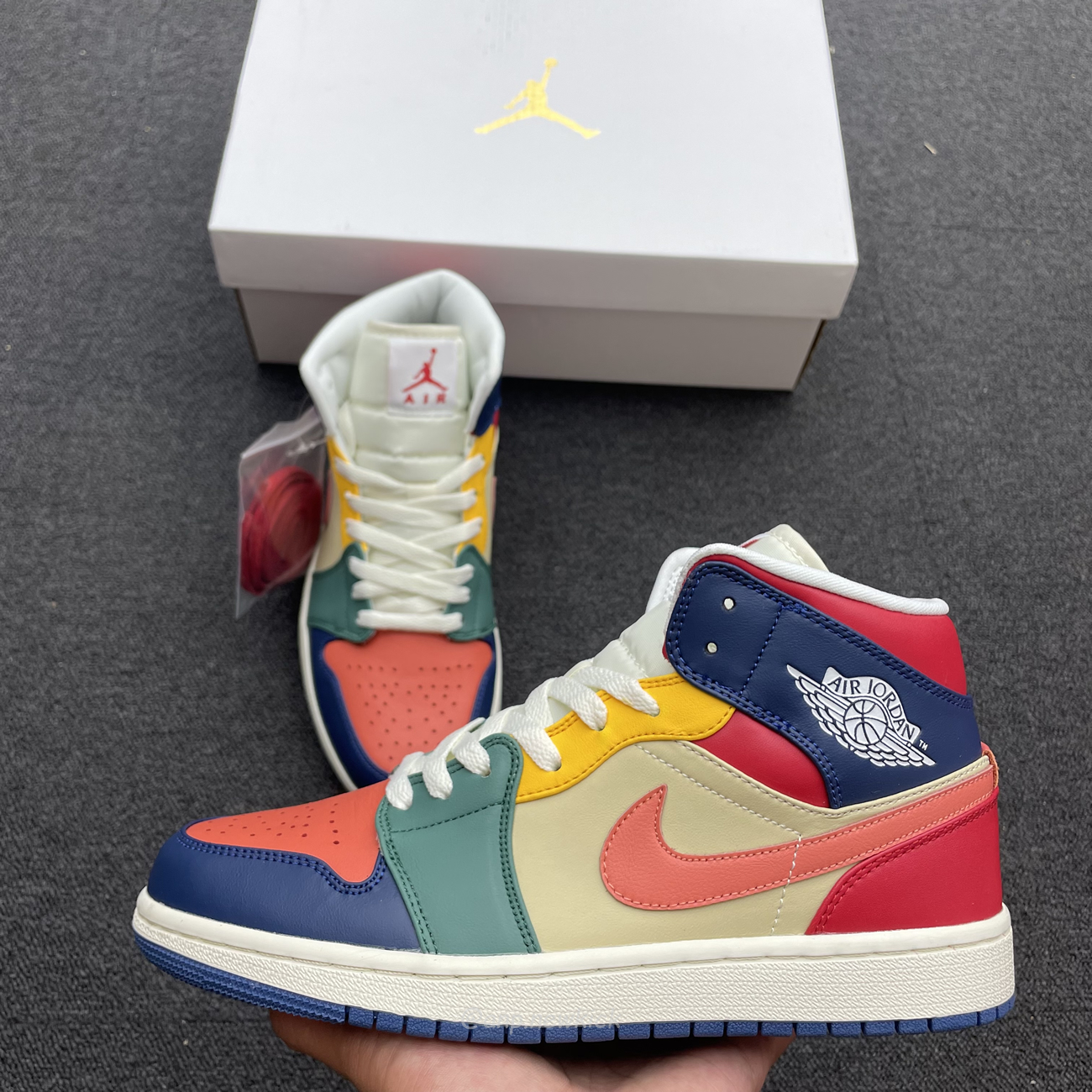 Air Jordan 1 Mid Se Multi Color Dn3738 400 (4) - newkick.vip