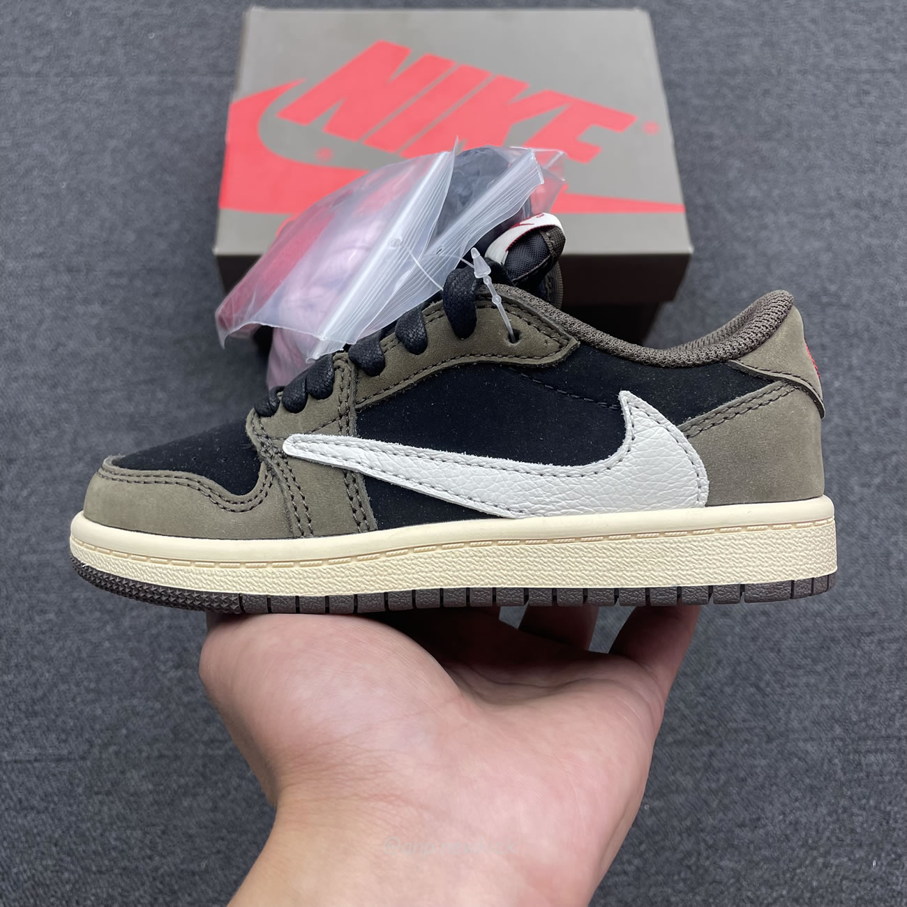 Jordan 1 Retro Low Og Sp Fragment X Travis Scott Children Shoes Dm7866 140 (5) - newkick.vip