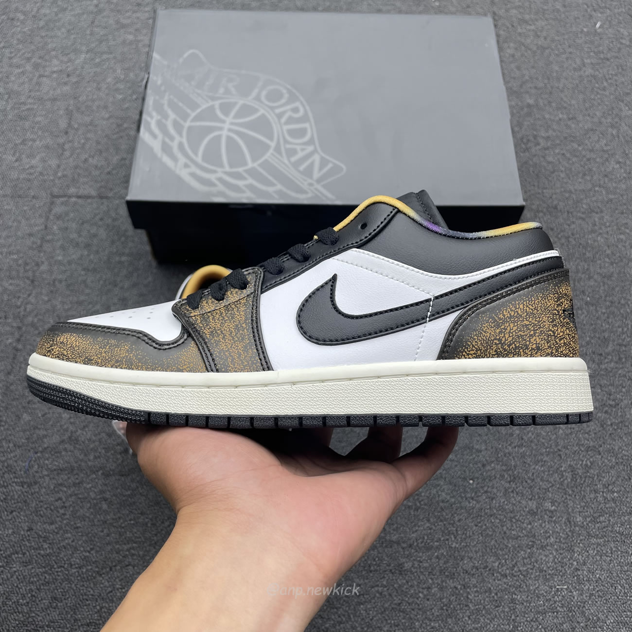 Air Jordan 1 Low Se Wear Away Yellow Dq8422 001 (11) - newkick.vip