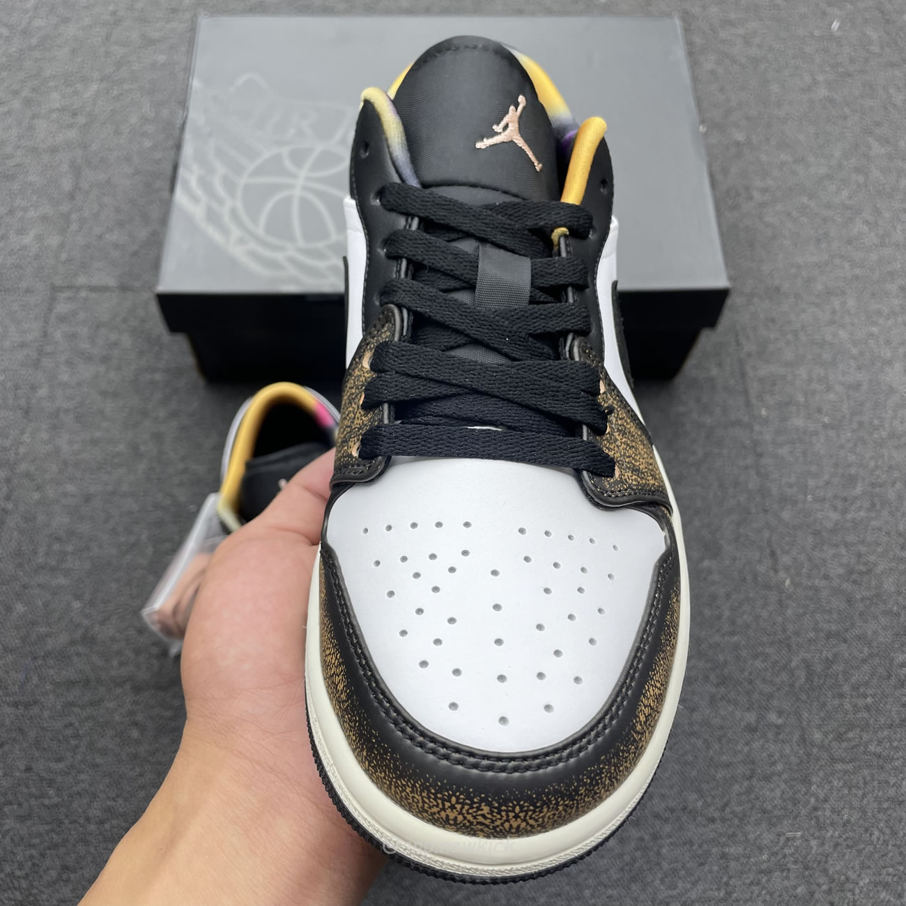 Air Jordan 1 Low Se Wear Away Yellow Dq8422 001 (14) - newkick.vip