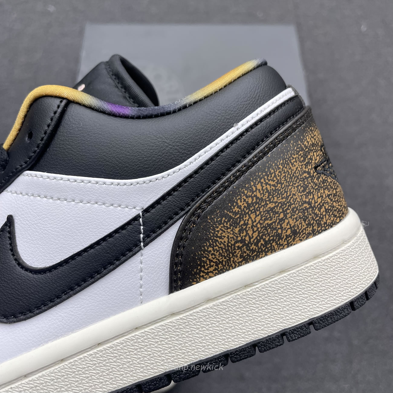 Air Jordan 1 Low Se Wear Away Yellow Dq8422 001 (7) - newkick.vip