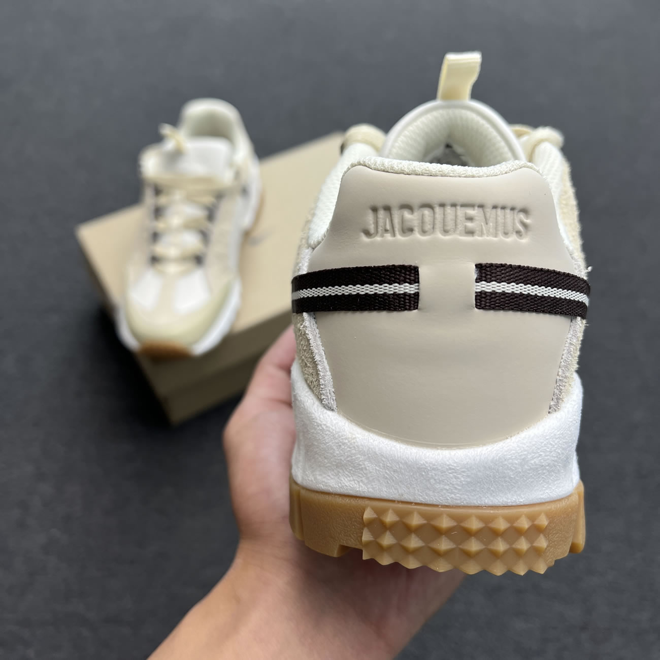 Nike Air Humara Lx Jacquemus Light Bone Gold W Dr0420 001 (12) - newkick.vip