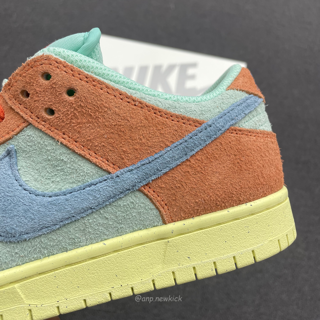 Nike Sb Dunk Low Orange Emerald Rise Dv5429 800 (13) - newkick.vip