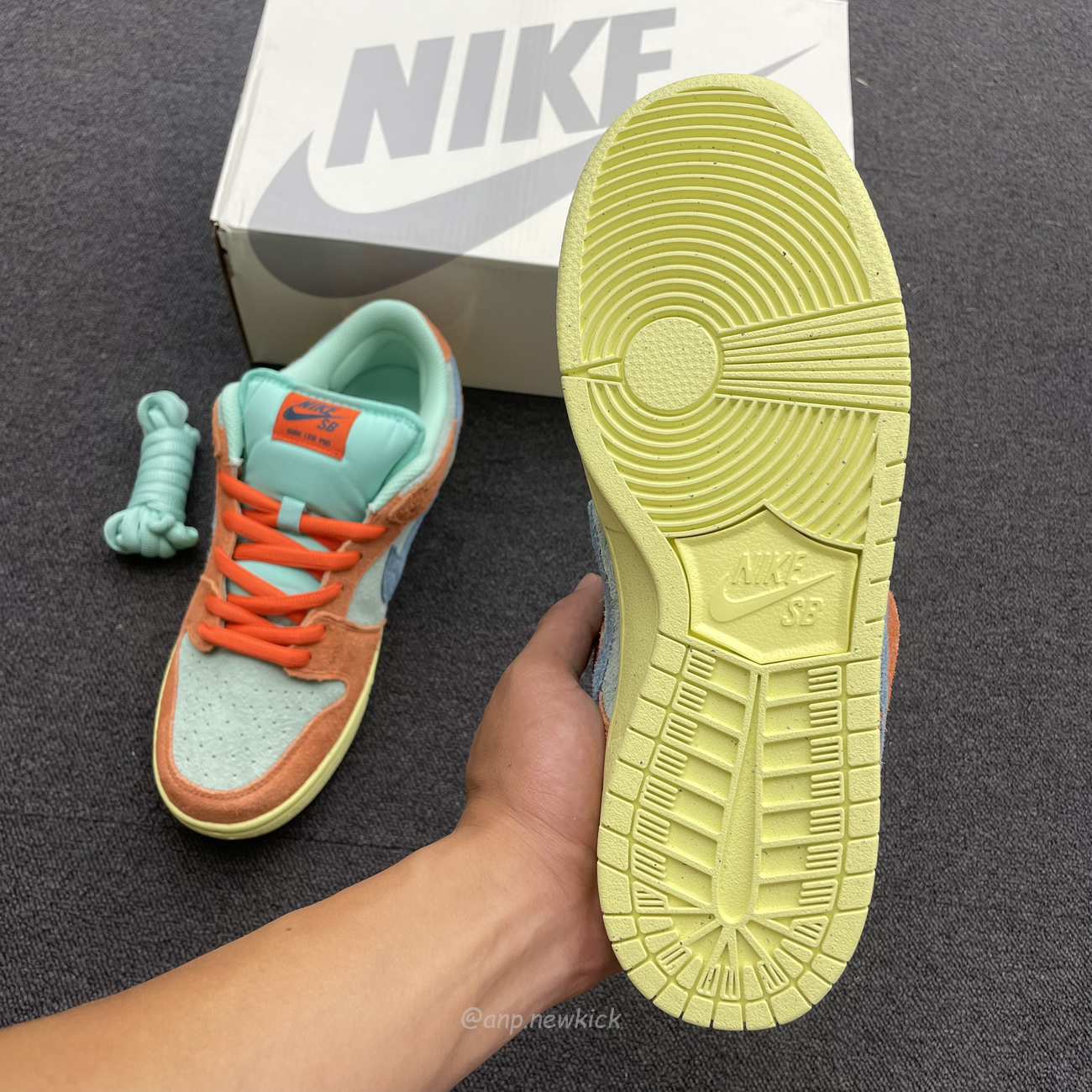 Nike Sb Dunk Low Orange Emerald Rise Dv5429 800 (9) - newkick.vip