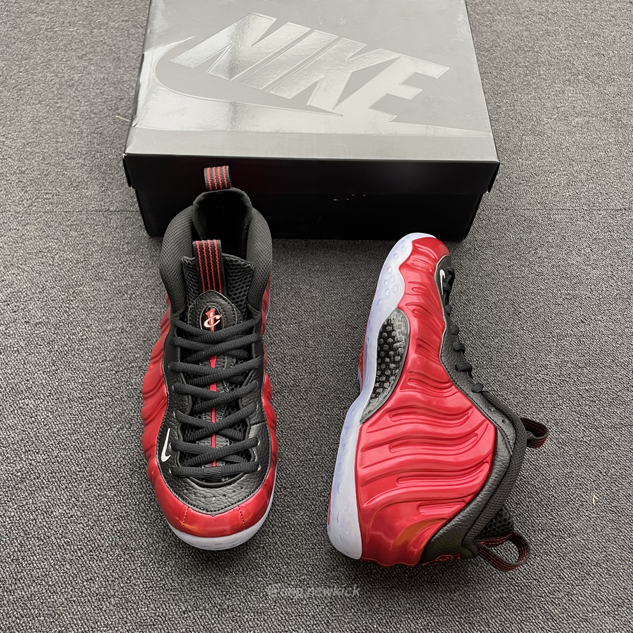 Nike Air Foamposite One Metallic Red 2023 Dz2545 600 (8) - newkick.vip